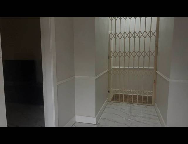 3 BEDROOM FREEHOLD FOR SALE IN EASTWOOD